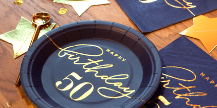 Pappteller Happy Birthday 50 – 18 cm, 6 Stück Party Deko